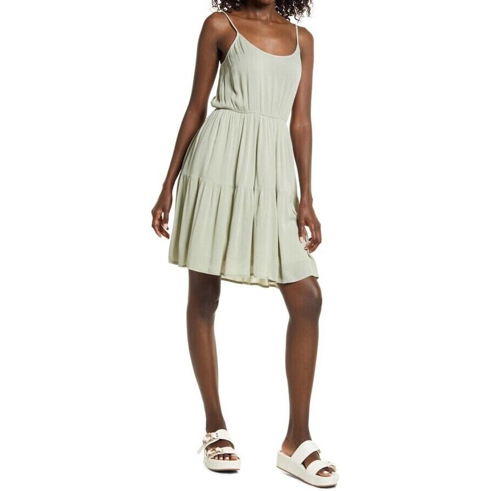 VERO MODA A Line Tiered Dress Sage Green Elastic Waist Sleeveless Sz M Crepe